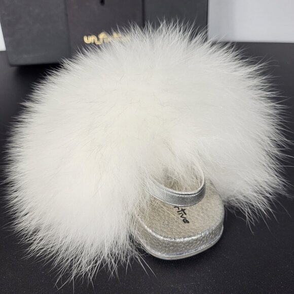 NWOB~$465~UN_FURTIVE~BABY~SZ 4.5/5~REAL WHITE FOX FUR SANDALS SHOES BOOTS - Picture 2 of 16